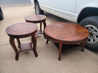 Wood coffee table with 2 end tables