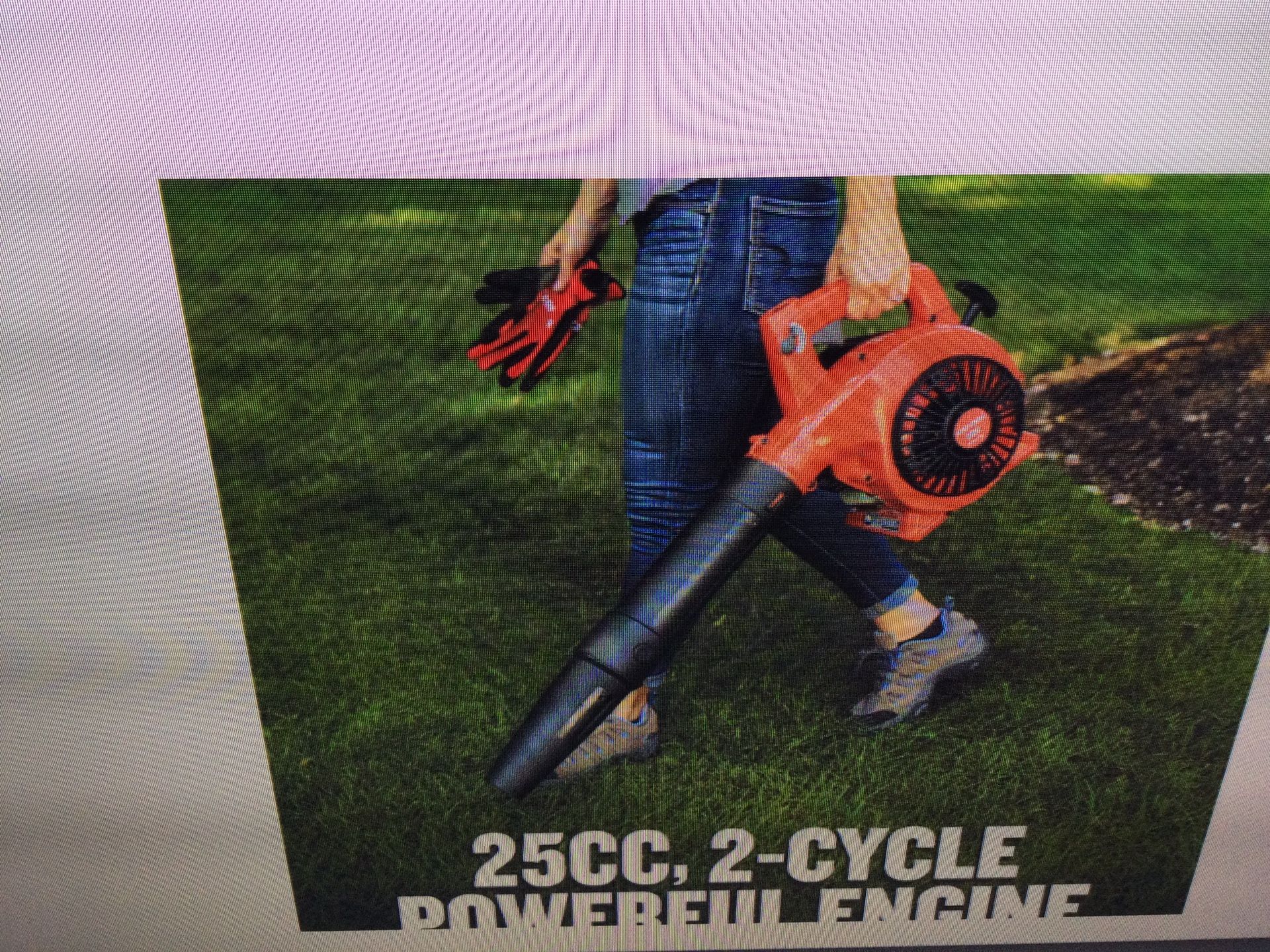 CRAFTSMAN B2000 25-CC 2 CYCLE 410-CFM 80- MPH GAS HANDHELD LEAF BLOWER. LIKE NEW CONDITION