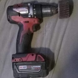 M18 Milwaukee Drill/Driver With Battery