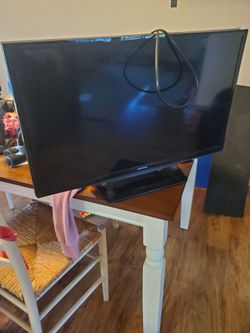 Samsung 28"  TV/monitor