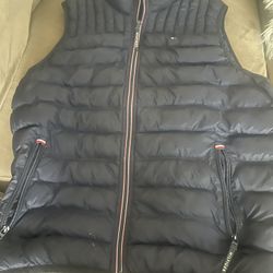 Tommy Hilfiger Medium 