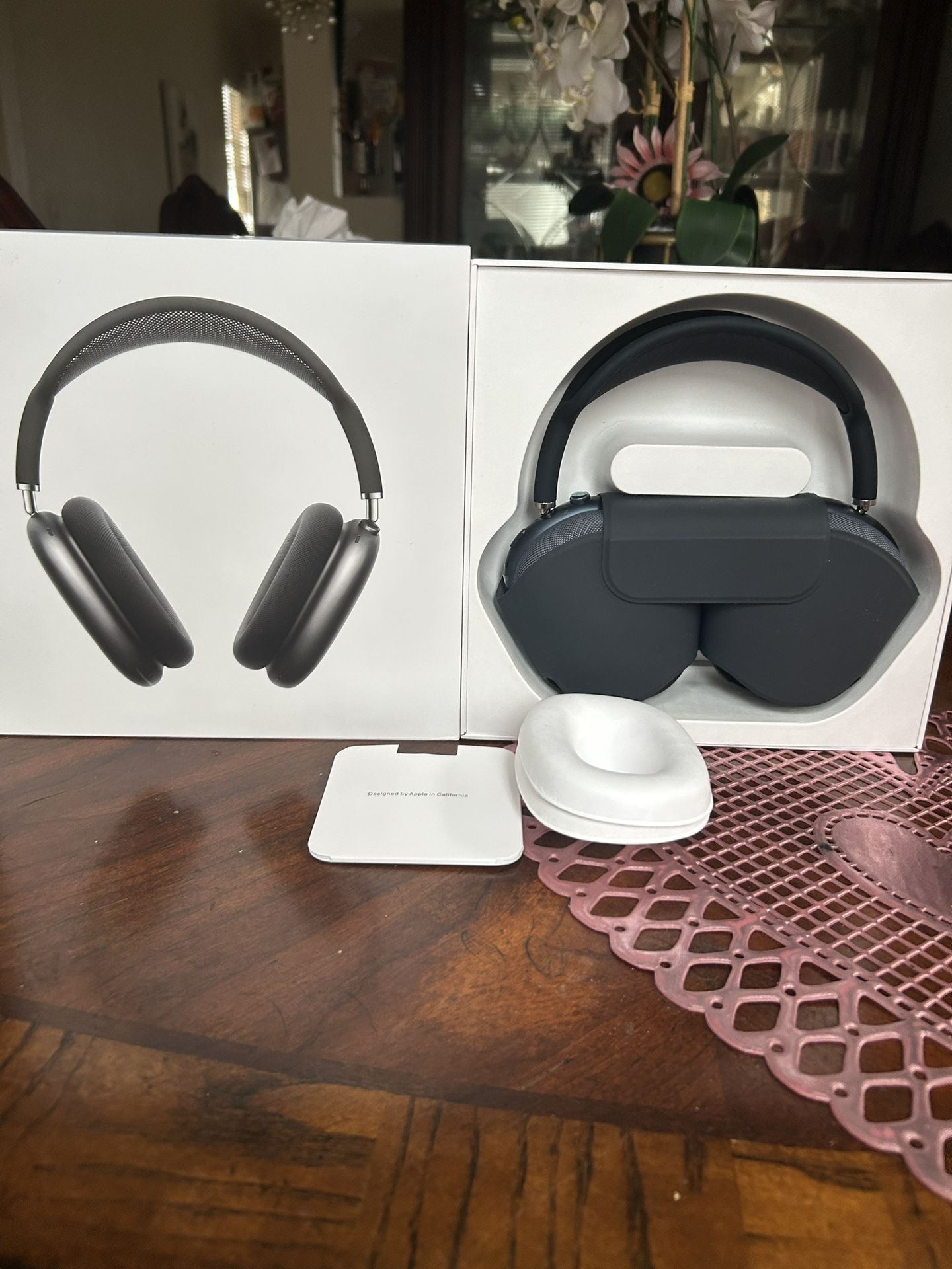 AirPod Maxes