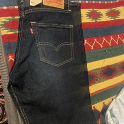 Men Levi’s 511 