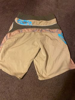 Vintage Skater SIMMS Men's Board Shorts  Size 30 with Graphic Detail