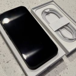 iPhone 16 Pro Max – 1TB – Unlocked – Excellent Condition