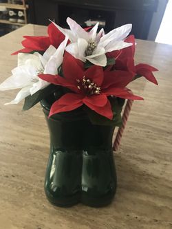 Poinsettia decorative pens