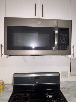 Stove and Microwave for $120 BOTH