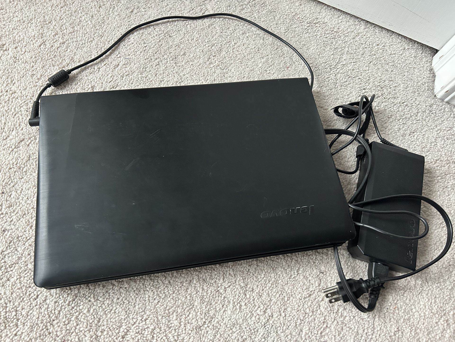 Lenovo IdeaPad Y510p 15.6in. (1TB, Intel Core i7 4th Gen., 2.4GHz, 8GB) Gaming Laptop
