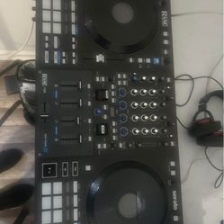 Rand your Dj Controller 
