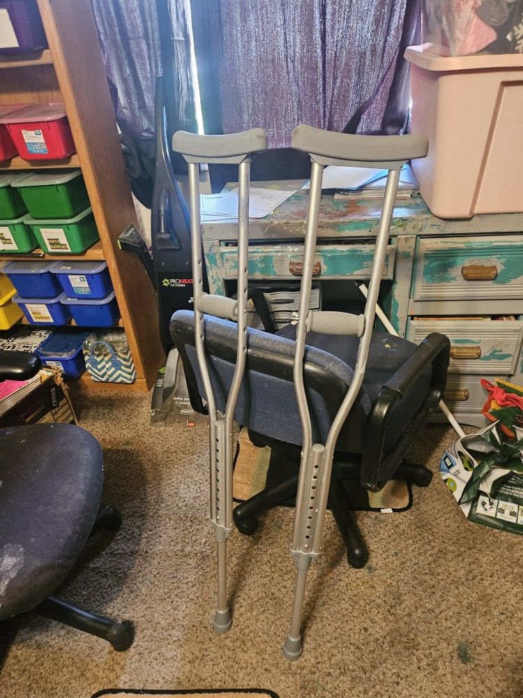 Walker and Crutches Pearland Area