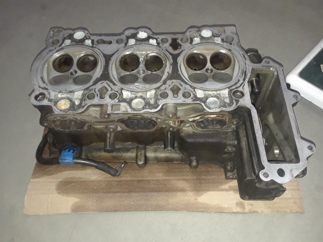 Porsche 996 Engine parts. Read All, See pix