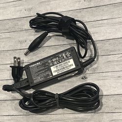 Toshiba Laptop Charger 