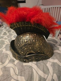 Couples Roman warrior costumes