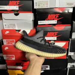 Adidas Yeezy 350 Carbon size 10 USED But Clean