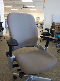 Steelcase Leap V2 Fully Loaded Desk Chair