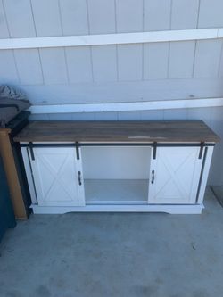 Tv stand
