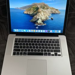 2009 15”inch Intel Core 2 MacBook Pro Laptop, 250GB HDD, 6GB RAM. macOS Catalina. It’s Old But Runs🏃‍♂️Great.