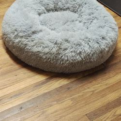 New Cat Or Dog Fuzzy Bed