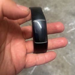 Fitbit Charger 5