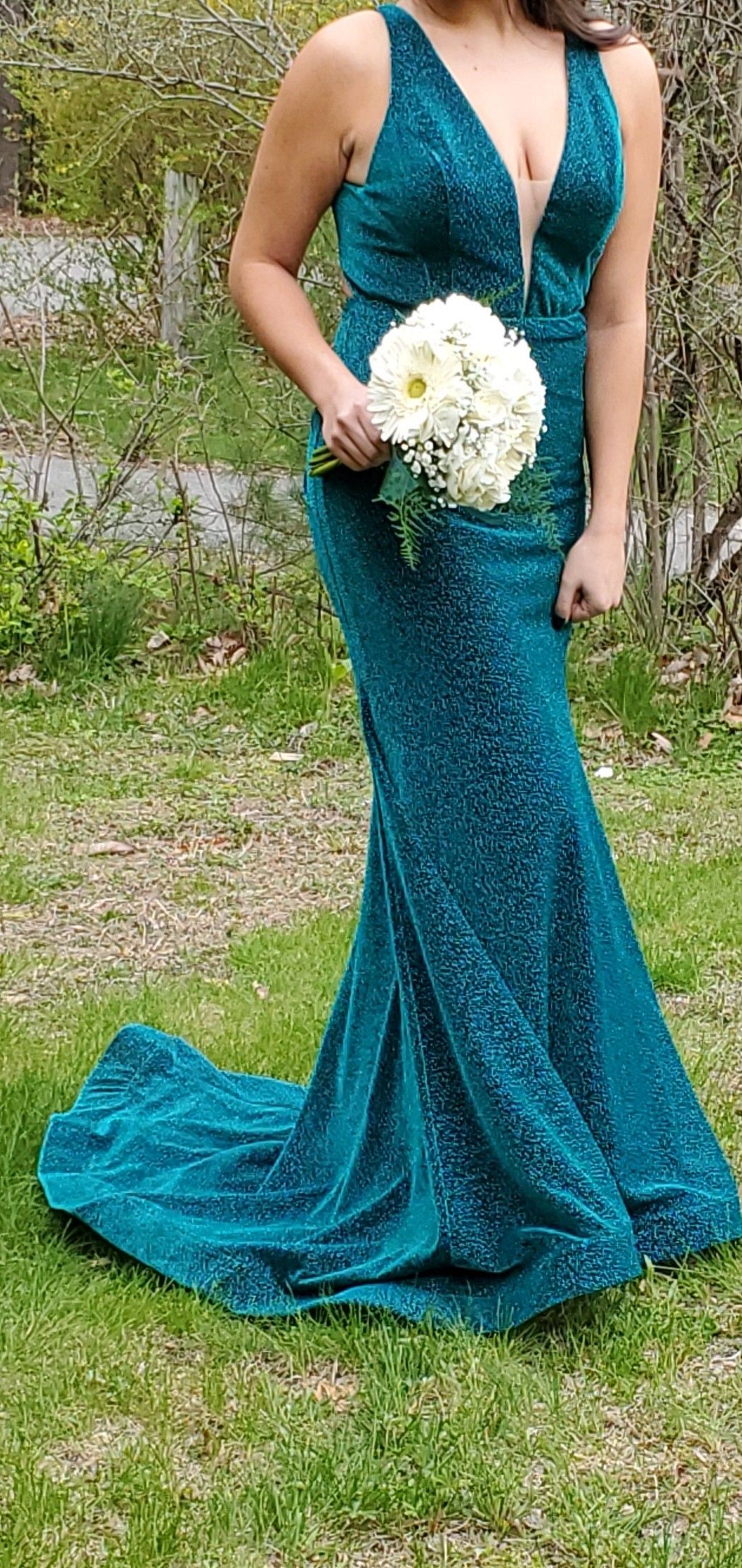 Sparkley green prom dress nothing wrong with it wore it once and paid $275. Minor alterations done.