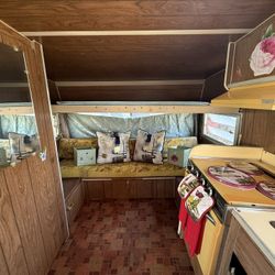 1986 starlight travel trailer, mini 