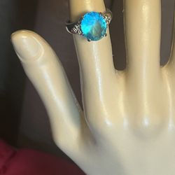 Sz 5.75 Topaz Blue Glass Cocktail Ring