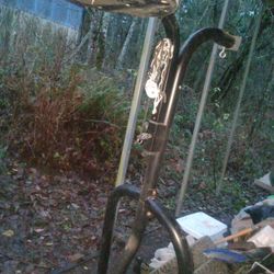 Everlast Dual Punching Bag Station