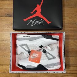 White Cement Jordan 4 Size 9.5 