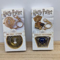 Set of 2 Harry Potter - Universal Park - Chocolate Frog & Time Turner Keychain NIB