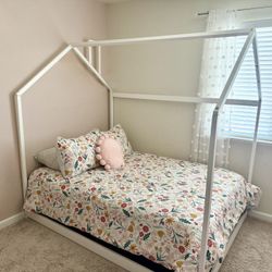 Kids House Bed 