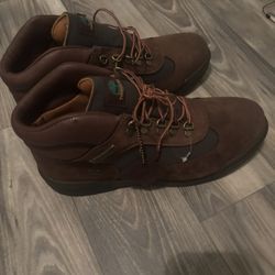 Timberland Low Cut Size 11 1/2