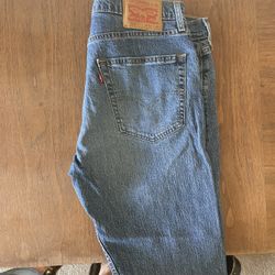 Dark Wash Levis Jeans