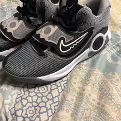NIkE  Kd  Trey 5x  Men’s