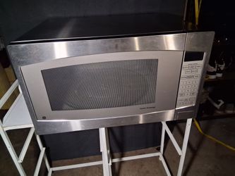 Commercial grade microwave