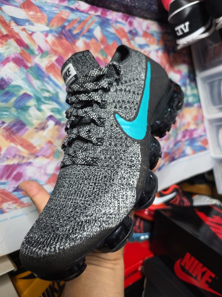 Vapor Max. Size 11.5.  