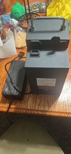 Cemoto and yozma battery and charger