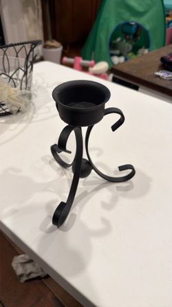 Home interior decorative wrongly iron candle holder