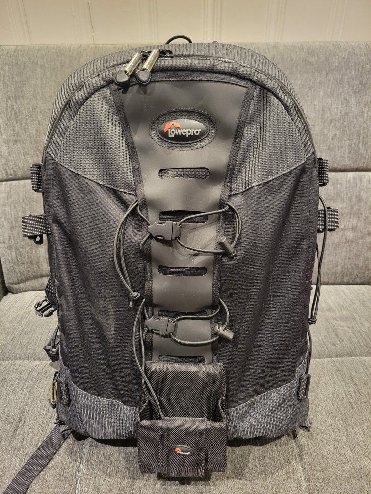 Lowepro Photo Trekker AW ll