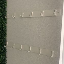 1ft 1/2in Hooks make a offer