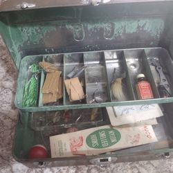 Vintage Fishing Tackle Box 