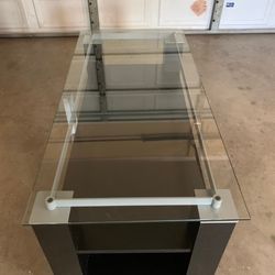 Entertainment table/stand
