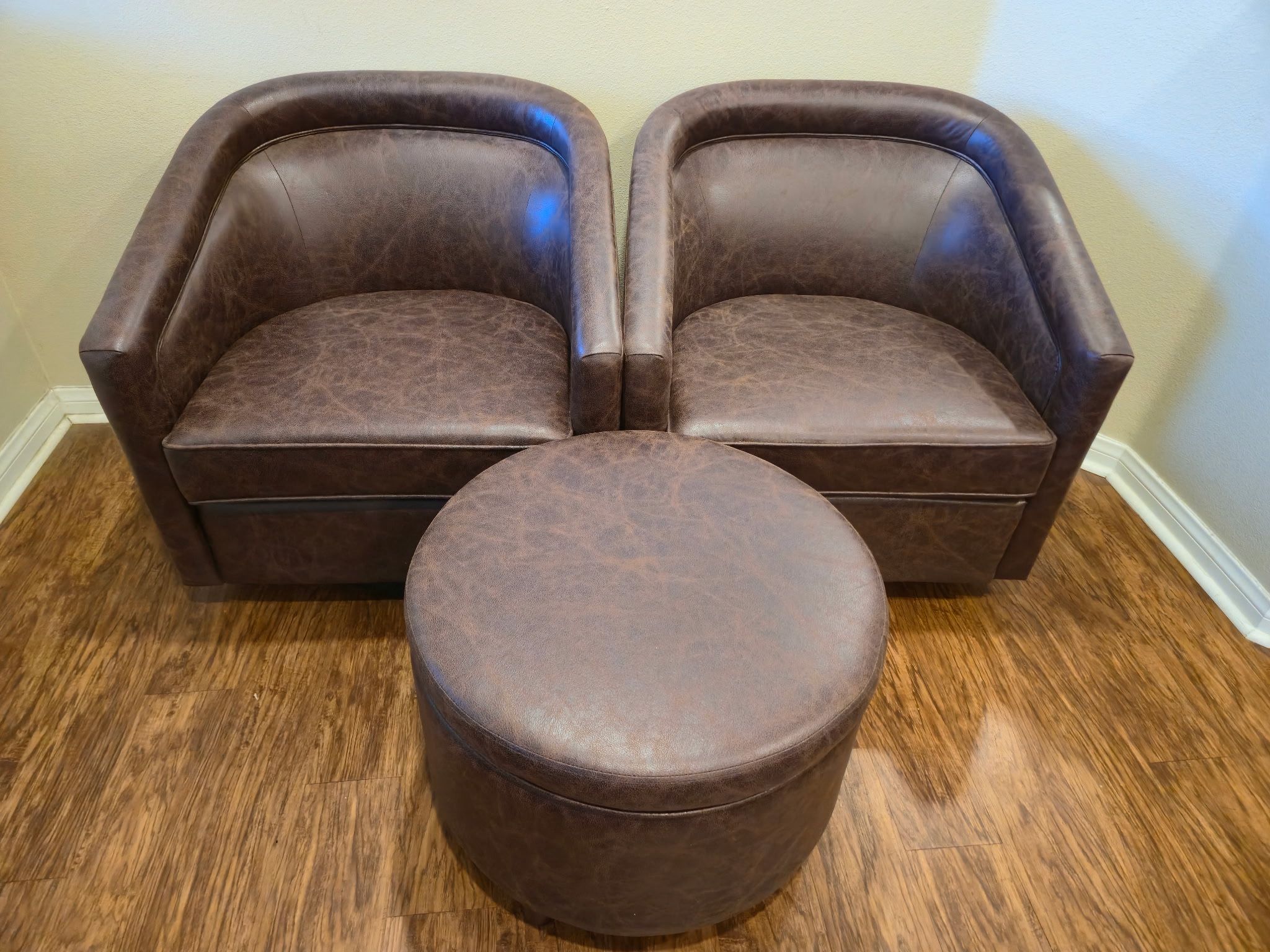 Caitlyn Classic Barrel Swivel Chairs & Ottoman Set