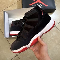 Jordan 11 Retro High Bred Velvet