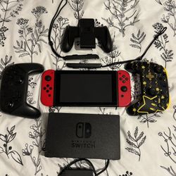 Nintendo Switch With Dock 3 Controllers 