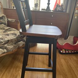 NEW Stools Wood Black And Cherry  6 Stools $200