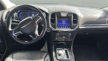 2016 Chrysler 300