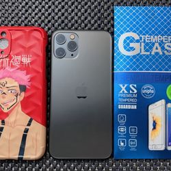 iPhone 11pro 256GB Unlocked (battery health 80%)read description first