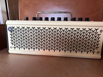 Open Box Yamaha THR10II 2x3" 20-watt Modeling Combo Amp