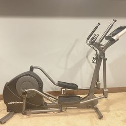 Life Fitness Elliptical 