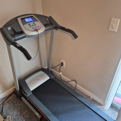 Treadmill 